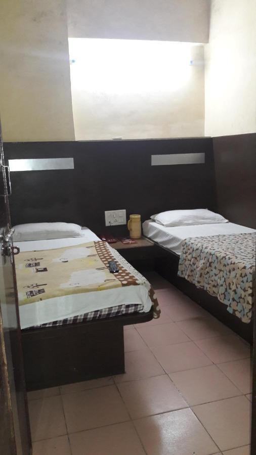 Mewar Hotel Jaipur Room photo