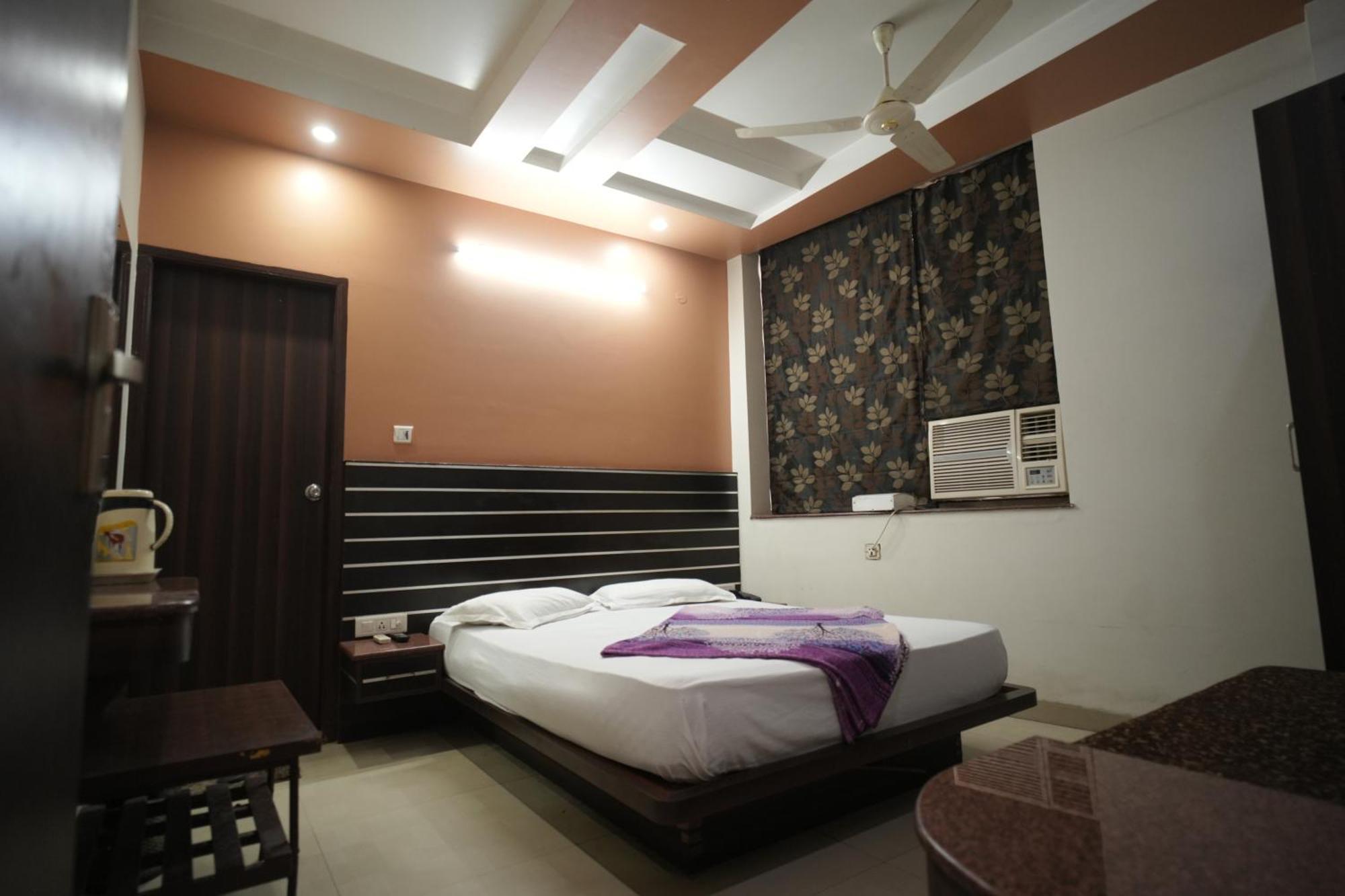 Mewar Hotel Jaipur Exterior photo